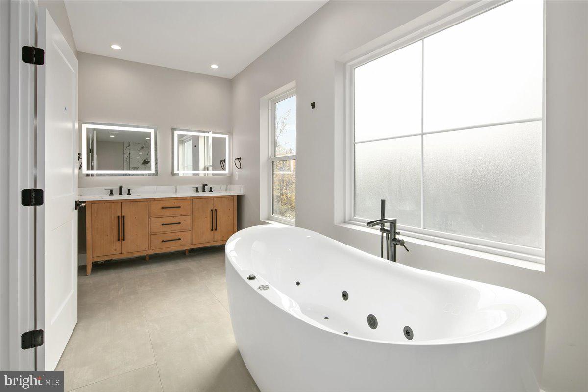 1600 LAFAYETTE DR, ALEXANDRIA, Virginia 22308, 5 Bedrooms Bedrooms, ,5 BathroomsBathrooms,Residential,For sale,1600 LAFAYETTE DR,VAFX2266958 MLS # VAFX2266958 1600 LAFAYETTE DR, ALEXANDRIA, Virginia 22308, 5 Bedrooms Bedrooms, ,5 BathroomsBathrooms,Residential,For sale,1600 LAFAYETTE DR,VAFX2266958 MLS # VAFX2266958