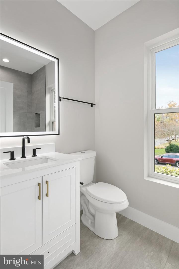 1600 LAFAYETTE DR, ALEXANDRIA, Virginia 22308, 5 Bedrooms Bedrooms, ,5 BathroomsBathrooms,Residential,For sale,1600 LAFAYETTE DR,VAFX2266958 MLS # VAFX2266958 1600 LAFAYETTE DR, ALEXANDRIA, Virginia 22308, 5 Bedrooms Bedrooms, ,5 BathroomsBathrooms,Residential,For sale,1600 LAFAYETTE DR,VAFX2266958 MLS # VAFX2266958