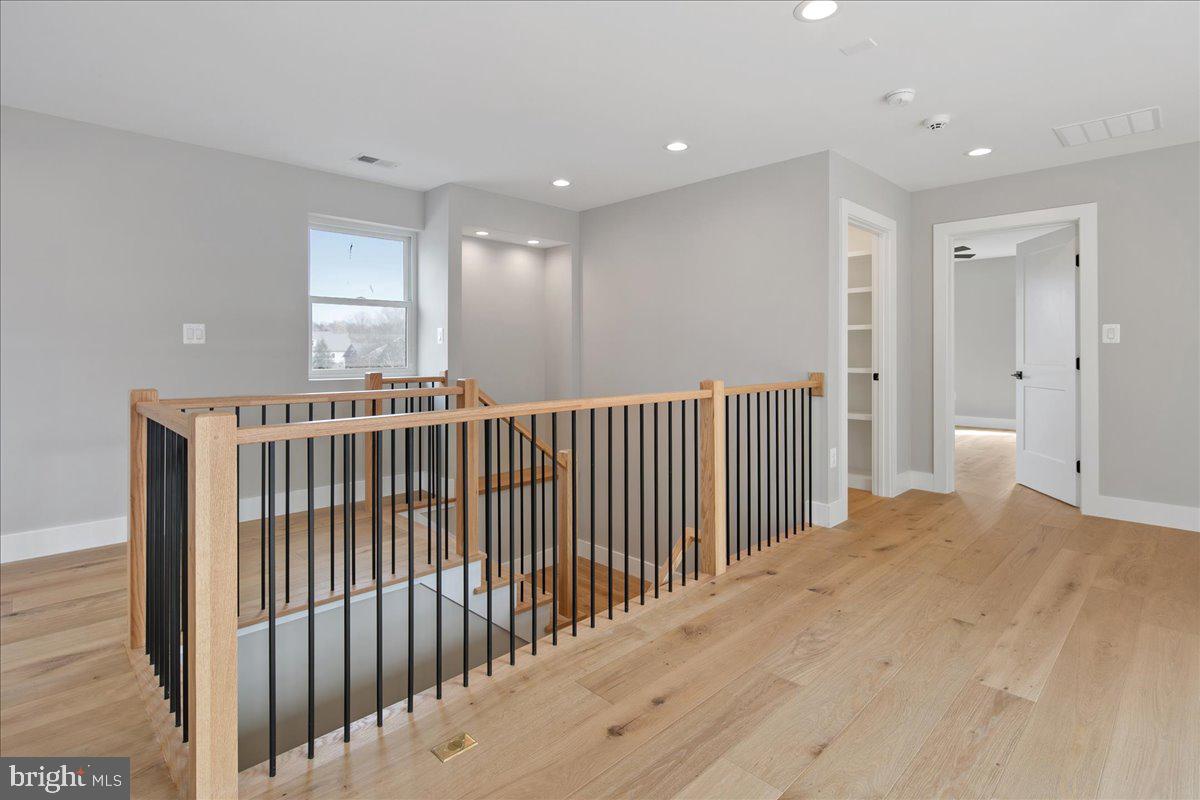 1600 LAFAYETTE DR, ALEXANDRIA, Virginia 22308, 5 Bedrooms Bedrooms, ,5 BathroomsBathrooms,Residential,For sale,1600 LAFAYETTE DR,VAFX2266958 MLS # VAFX2266958 1600 LAFAYETTE DR, ALEXANDRIA, Virginia 22308, 5 Bedrooms Bedrooms, ,5 BathroomsBathrooms,Residential,For sale,1600 LAFAYETTE DR,VAFX2266958 MLS # VAFX2266958