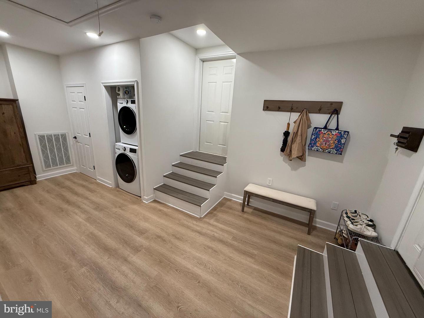 5233 LEE HWY, WARRENTON, Virginia 20187, 5 Bedrooms Bedrooms, 9 Rooms Rooms,3 BathroomsBathrooms,Residential,For sale,5233 LEE HWY,VAFQ2018380 MLS # VAFQ2018380 5233 LEE HWY, WARRENTON, Virginia 20187, 5 Bedrooms Bedrooms, 9 Rooms Rooms,3 BathroomsBathrooms,Residential,For sale,5233 LEE HWY,VAFQ2018380 MLS # VAFQ2018380