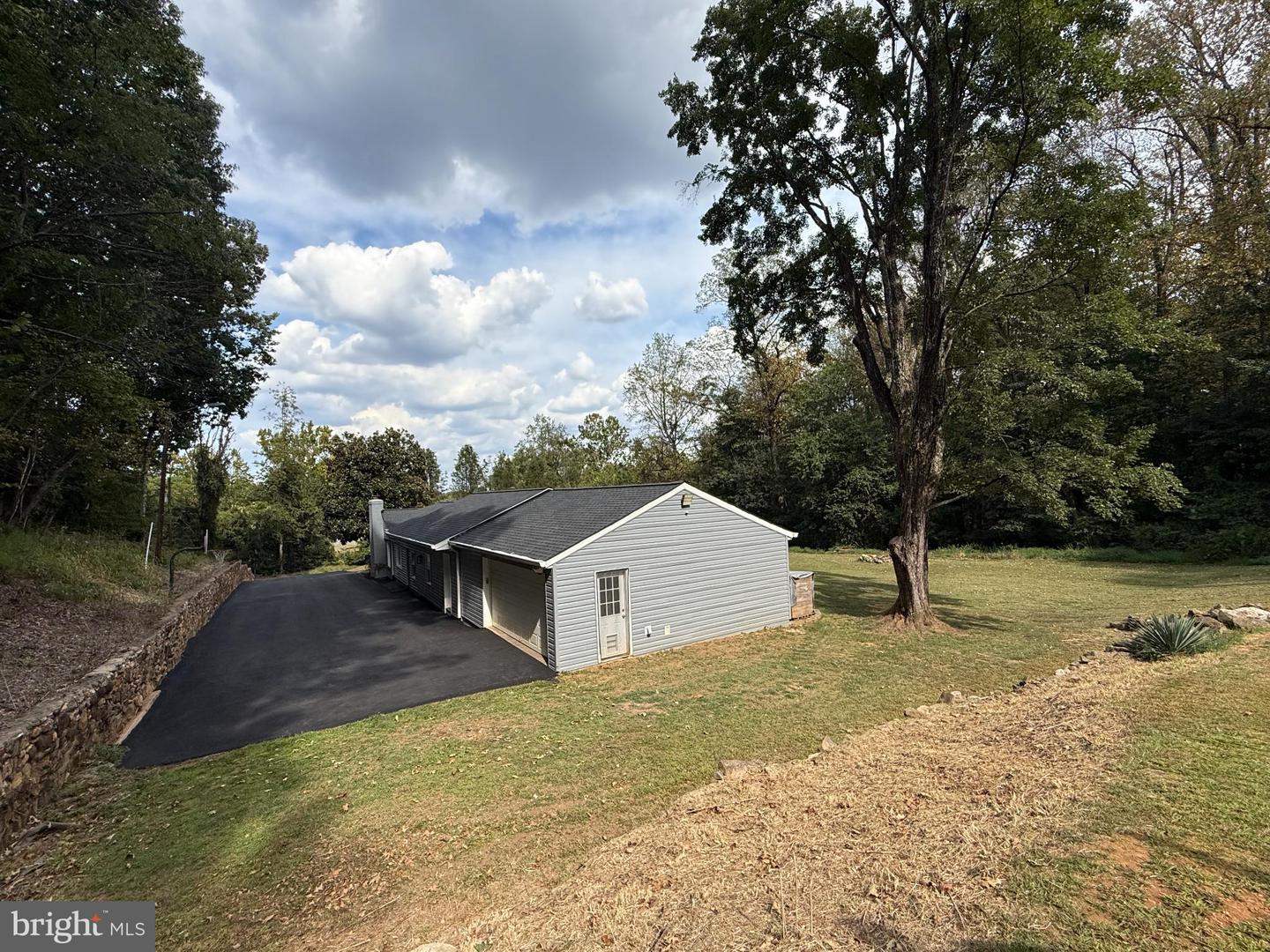 5233 LEE HWY, WARRENTON, Virginia 20187, 5 Bedrooms Bedrooms, 9 Rooms Rooms,3 BathroomsBathrooms,Residential,For sale,5233 LEE HWY,VAFQ2018380 MLS # VAFQ2018380 5233 LEE HWY, WARRENTON, Virginia 20187, 5 Bedrooms Bedrooms, 9 Rooms Rooms,3 BathroomsBathrooms,Residential,For sale,5233 LEE HWY,VAFQ2018380 MLS # VAFQ2018380