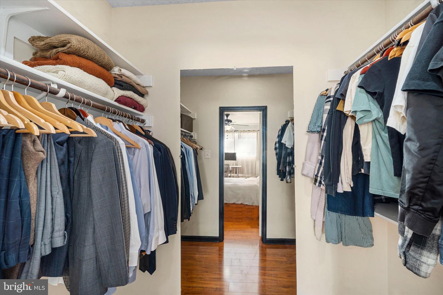 275 S PICKETT ST #102, ALEXANDRIA, Virginia 22304, 1 Bedroom Bedrooms, ,1 BathroomBathrooms,Residential,For sale,275 S PICKETT ST #102,VAAX2050180 MLS # VAAX2050180