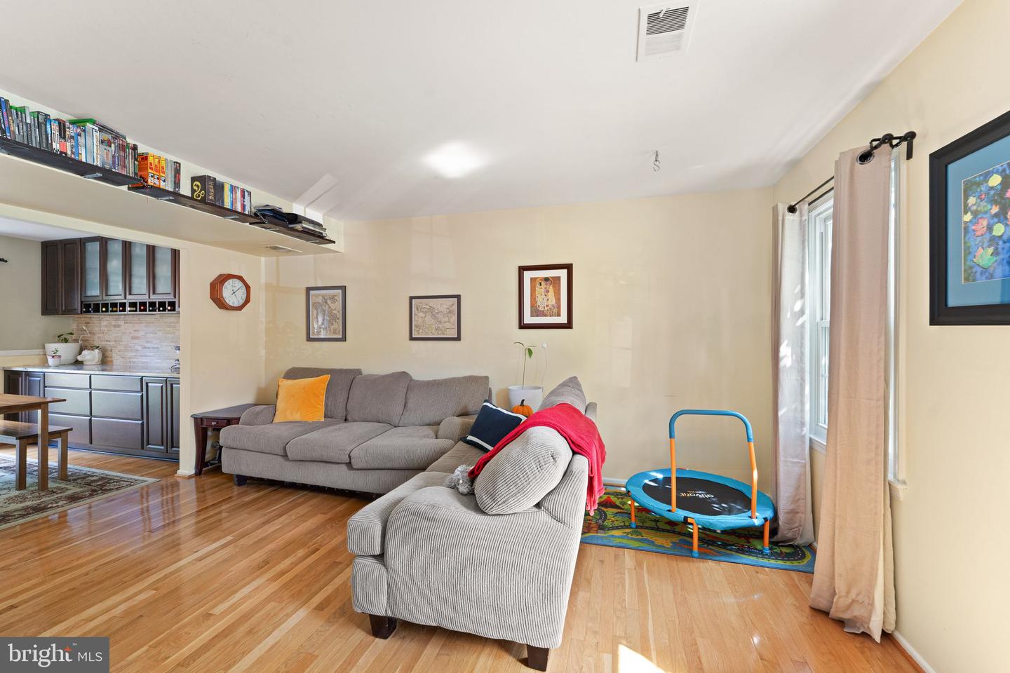 7719 DURER CT, SPRINGFIELD, Virginia 22153, 3 Bedrooms Bedrooms, ,2 BathroomsBathrooms,Residential,For sale,7719 DURER CT,VAFX2269964 MLS # VAFX2269964 7719 DURER CT, SPRINGFIELD, Virginia 22153, 3 Bedrooms Bedrooms, ,2 BathroomsBathrooms,Residential,For sale,7719 DURER CT,VAFX2269964 MLS # VAFX2269964