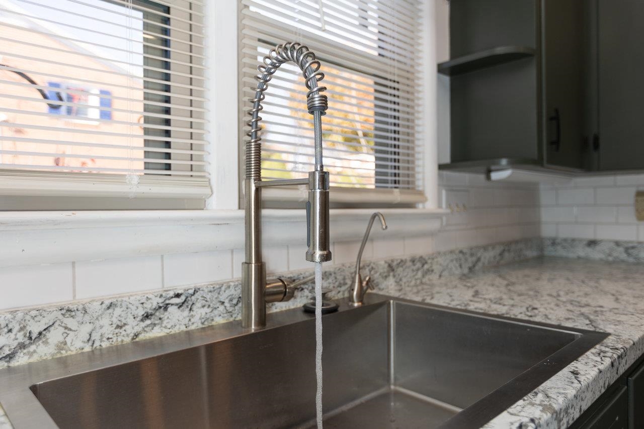 733 HILLVIEW DR, DAYTON, Virginia 22821, 4 Bedrooms Bedrooms, ,2 BathroomsBathrooms,Residential,733 HILLVIEW DR,671063 MLS # 671063 733 HILLVIEW DR, DAYTON, Virginia 22821, 4 Bedrooms Bedrooms, ,2 BathroomsBathrooms,Residential,733 HILLVIEW DR,671063 MLS # 671063