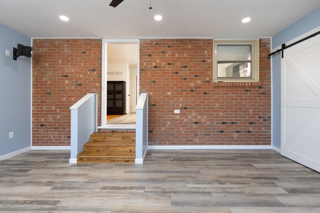 733 HILLVIEW DR, DAYTON, Virginia 22821, 4 Bedrooms Bedrooms, ,2 BathroomsBathrooms,Residential,733 HILLVIEW DR,671063 MLS # 671063 733 HILLVIEW DR, DAYTON, Virginia 22821, 4 Bedrooms Bedrooms, ,2 BathroomsBathrooms,Residential,733 HILLVIEW DR,671063 MLS # 671063