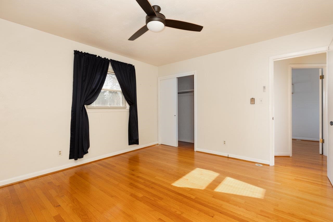 733 HILLVIEW DR, DAYTON, Virginia 22821, 4 Bedrooms Bedrooms, ,2 BathroomsBathrooms,Residential,733 HILLVIEW DR,671063 MLS # 671063 733 HILLVIEW DR, DAYTON, Virginia 22821, 4 Bedrooms Bedrooms, ,2 BathroomsBathrooms,Residential,733 HILLVIEW DR,671063 MLS # 671063