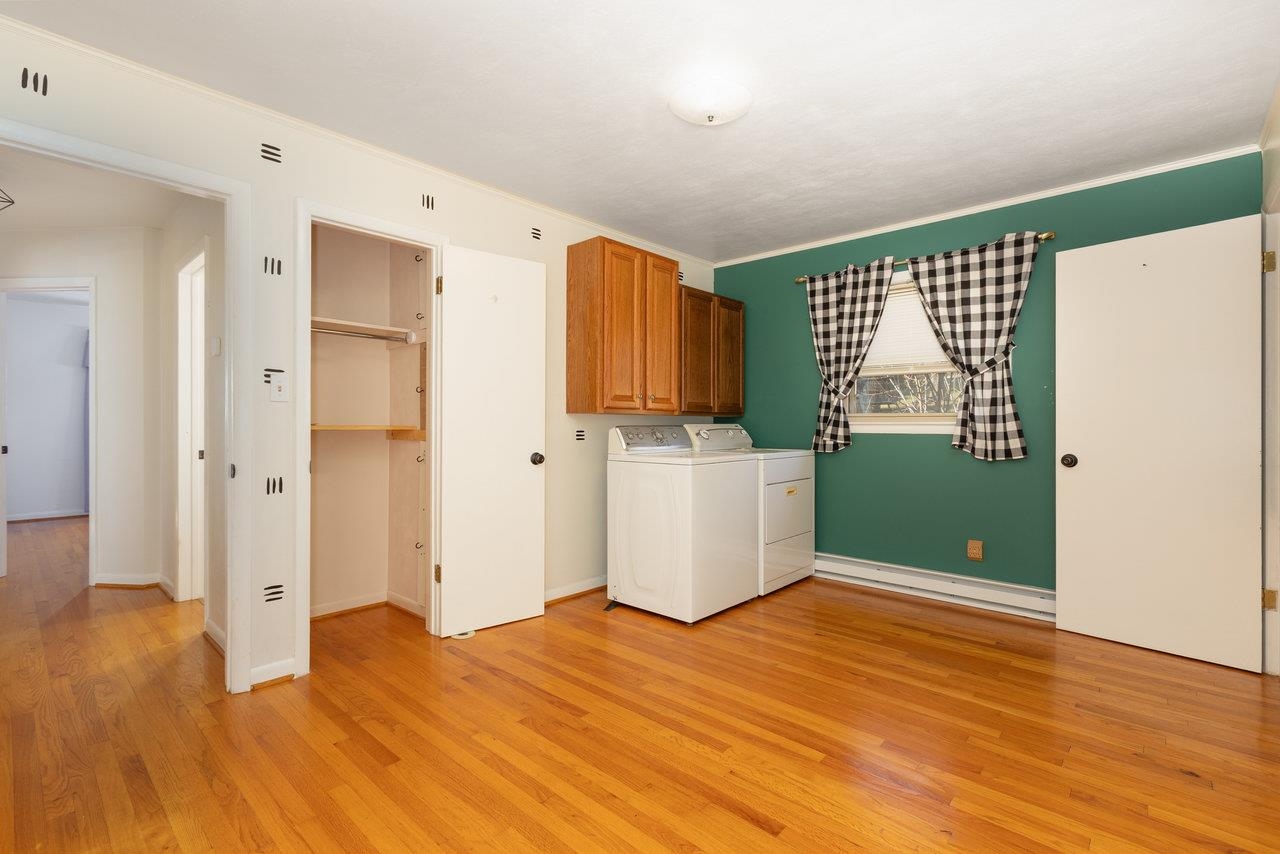 733 HILLVIEW DR, DAYTON, Virginia 22821, 4 Bedrooms Bedrooms, ,2 BathroomsBathrooms,Residential,733 HILLVIEW DR,671063 MLS # 671063 733 HILLVIEW DR, DAYTON, Virginia 22821, 4 Bedrooms Bedrooms, ,2 BathroomsBathrooms,Residential,733 HILLVIEW DR,671063 MLS # 671063