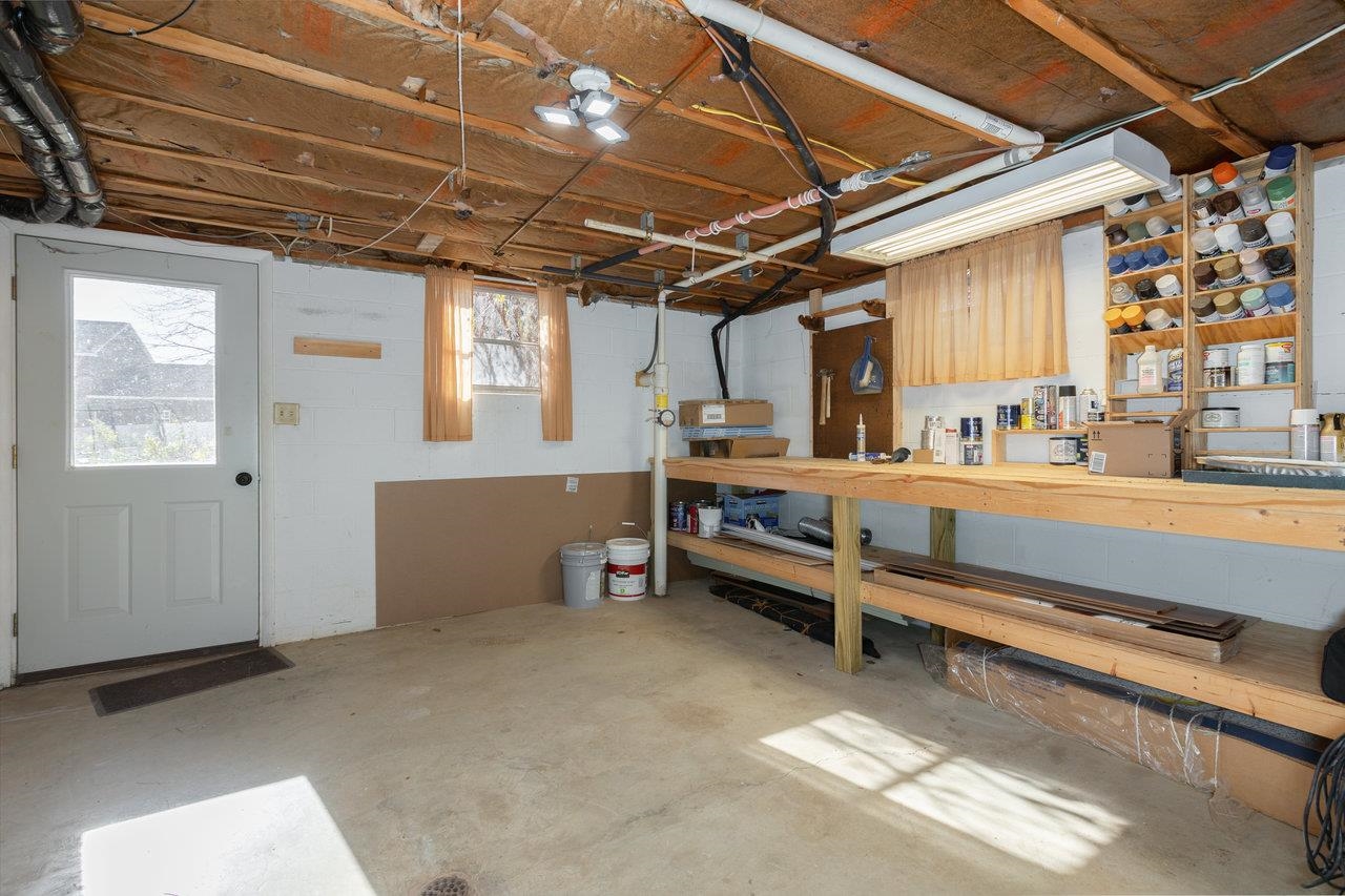 733 HILLVIEW DR, DAYTON, Virginia 22821, 4 Bedrooms Bedrooms, ,2 BathroomsBathrooms,Residential,733 HILLVIEW DR,671063 MLS # 671063 733 HILLVIEW DR, DAYTON, Virginia 22821, 4 Bedrooms Bedrooms, ,2 BathroomsBathrooms,Residential,733 HILLVIEW DR,671063 MLS # 671063