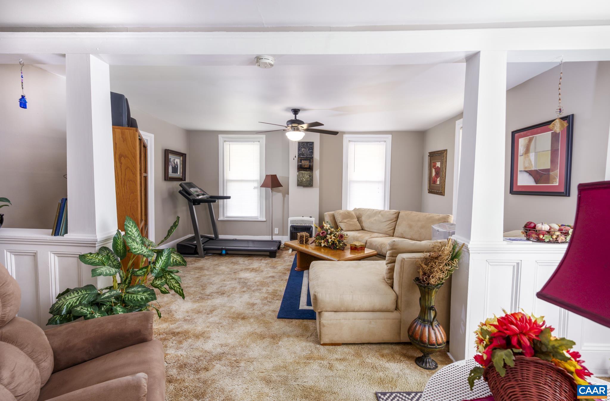 601 LONG AVE, SHENANDOAH, Virginia 22849, 4 Bedrooms Bedrooms, ,2 BathroomsBathrooms,Residential,601 LONG AVE,671072 MLS # 671072 601 LONG AVE, SHENANDOAH, Virginia 22849, 4 Bedrooms Bedrooms, ,2 BathroomsBathrooms,Residential,601 LONG AVE,671072 MLS # 671072