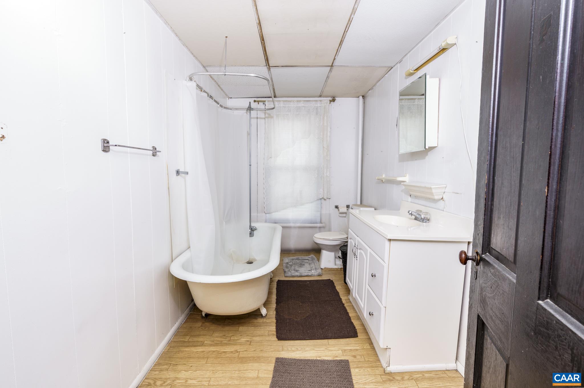 601 LONG AVE, SHENANDOAH, Virginia 22849, 4 Bedrooms Bedrooms, ,2 BathroomsBathrooms,Residential,601 LONG AVE,671072 MLS # 671072 601 LONG AVE, SHENANDOAH, Virginia 22849, 4 Bedrooms Bedrooms, ,2 BathroomsBathrooms,Residential,601 LONG AVE,671072 MLS # 671072