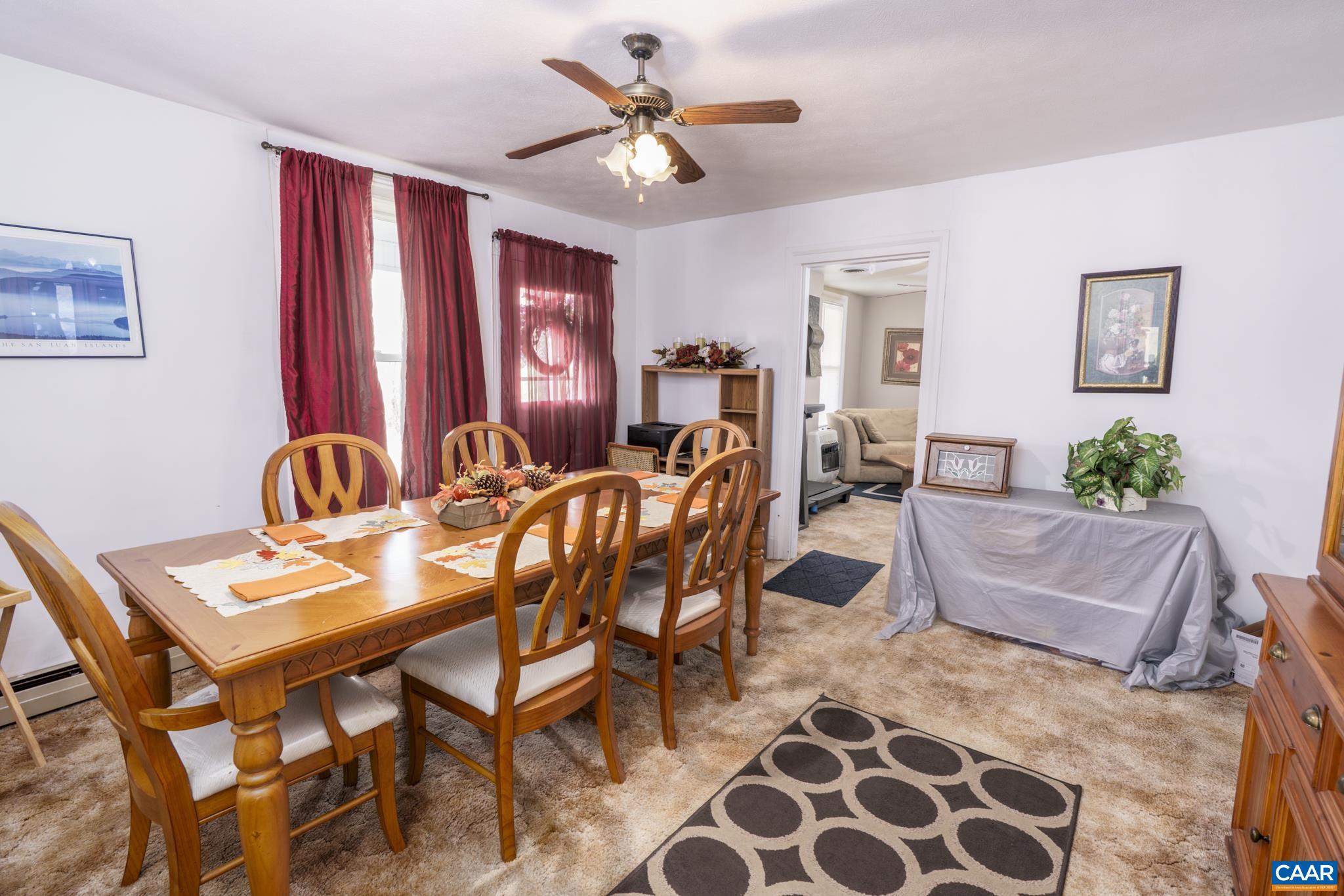 601 LONG AVE, SHENANDOAH, Virginia 22849, 4 Bedrooms Bedrooms, ,2 BathroomsBathrooms,Residential,601 LONG AVE,671072 MLS # 671072 601 LONG AVE, SHENANDOAH, Virginia 22849, 4 Bedrooms Bedrooms, ,2 BathroomsBathrooms,Residential,601 LONG AVE,671072 MLS # 671072