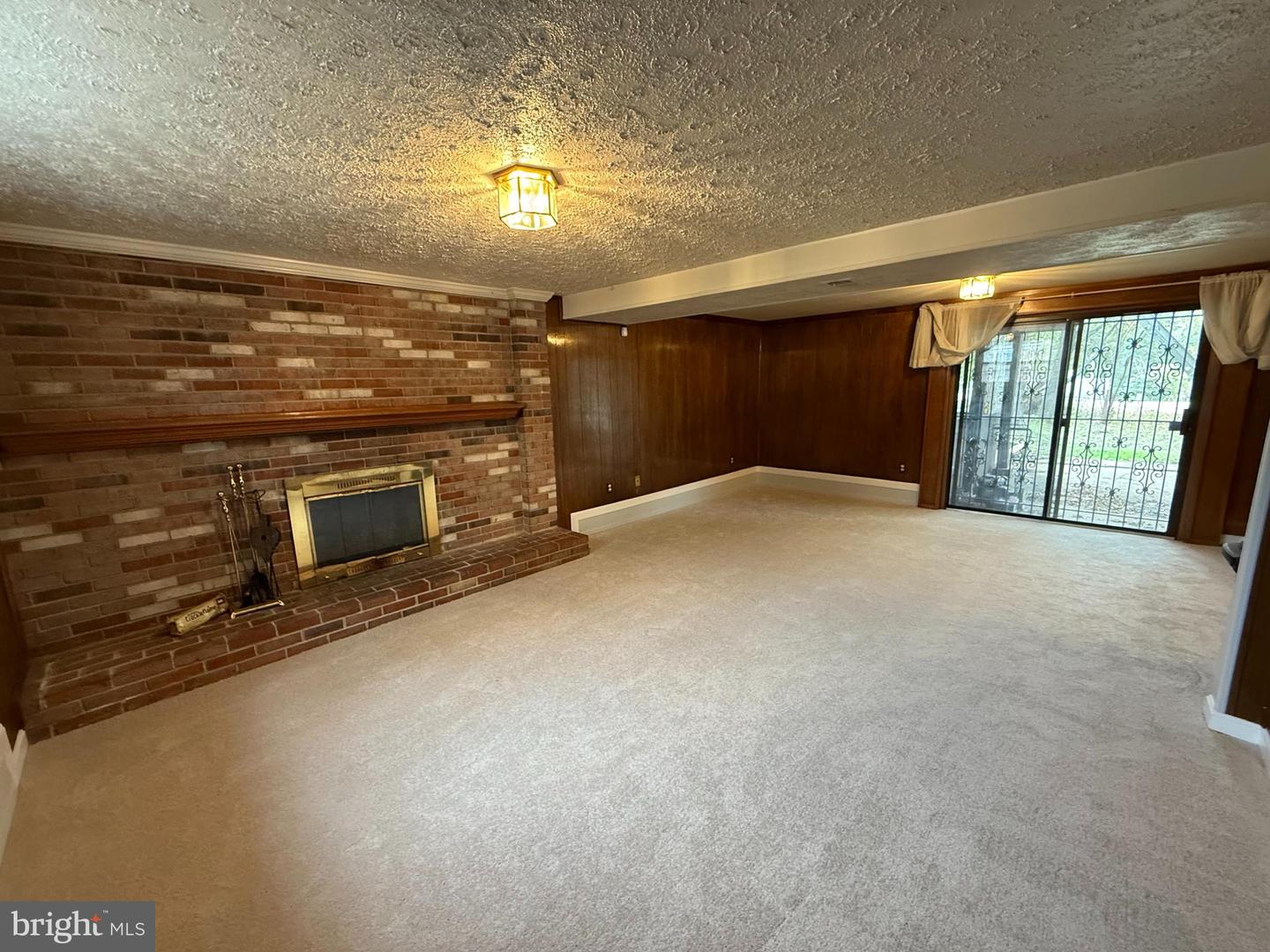 14605 DARBYDALE AVE, WOODBRIDGE, Virginia 22193, 5 Bedrooms Bedrooms, ,3 BathroomsBathrooms,Residential,For sale,14605 DARBYDALE AVE,VAPW2105480 MLS # VAPW2105480 14605 DARBYDALE AVE, WOODBRIDGE, Virginia 22193, 5 Bedrooms Bedrooms, ,3 BathroomsBathrooms,Residential,For sale,14605 DARBYDALE AVE,VAPW2105480 MLS # VAPW2105480