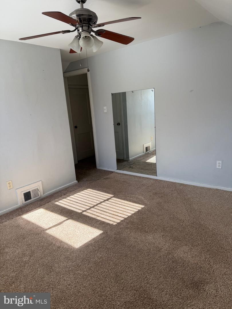 6918 RANDOLPH MACON DR, ALEXANDRIA, Virginia 22307, 3 Bedrooms Bedrooms, ,3 BathroomsBathrooms,Residential,For sale,6918 RANDOLPH MACON DR,VAFX2274628 MLS # VAFX2274628