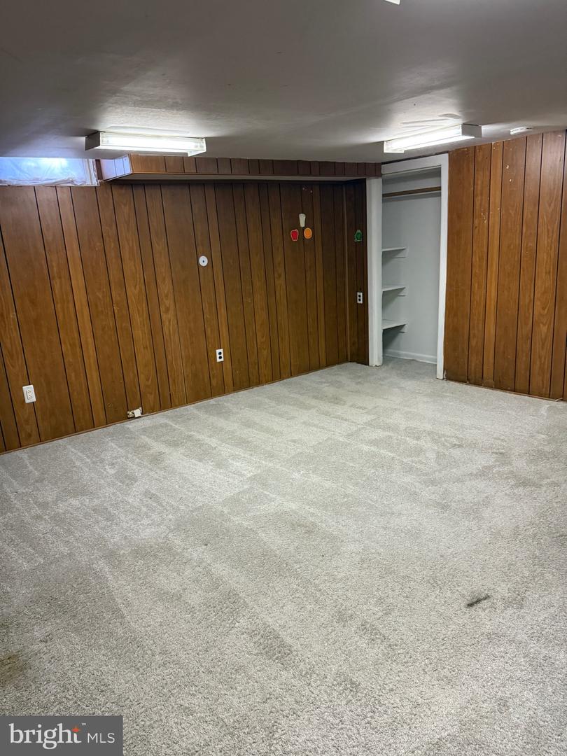 6918 RANDOLPH MACON DR, ALEXANDRIA, Virginia 22307, 3 Bedrooms Bedrooms, ,3 BathroomsBathrooms,Residential,For sale,6918 RANDOLPH MACON DR,VAFX2274628 MLS # VAFX2274628