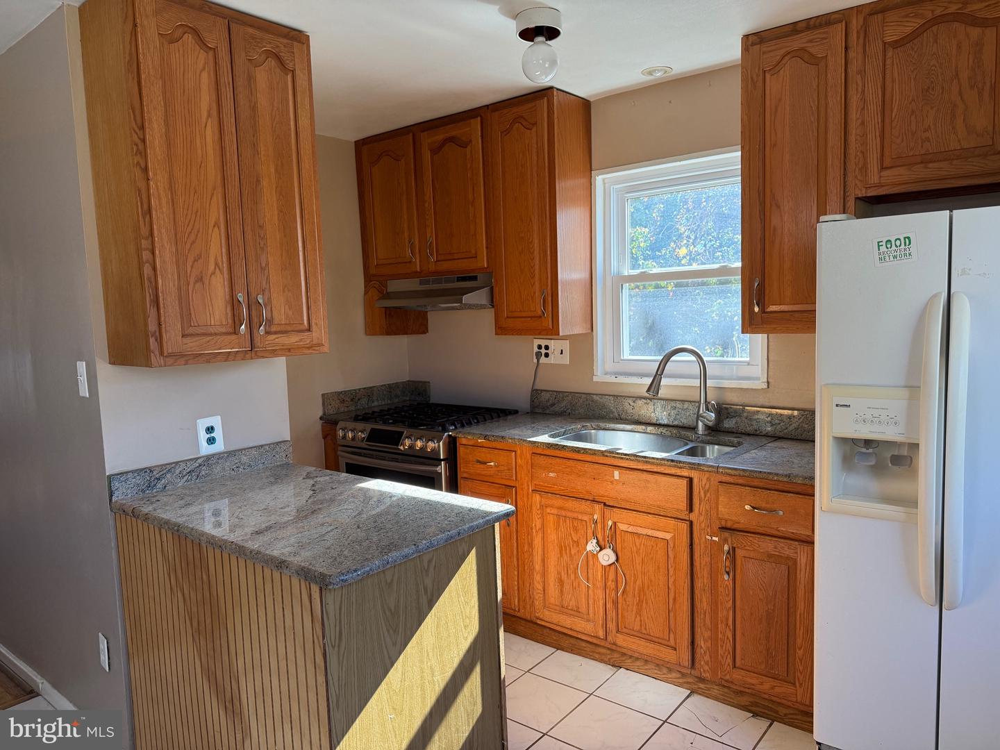 6918 RANDOLPH MACON DR, ALEXANDRIA, Virginia 22307, 3 Bedrooms Bedrooms, ,3 BathroomsBathrooms,Residential,For sale,6918 RANDOLPH MACON DR,VAFX2274628 MLS # VAFX2274628