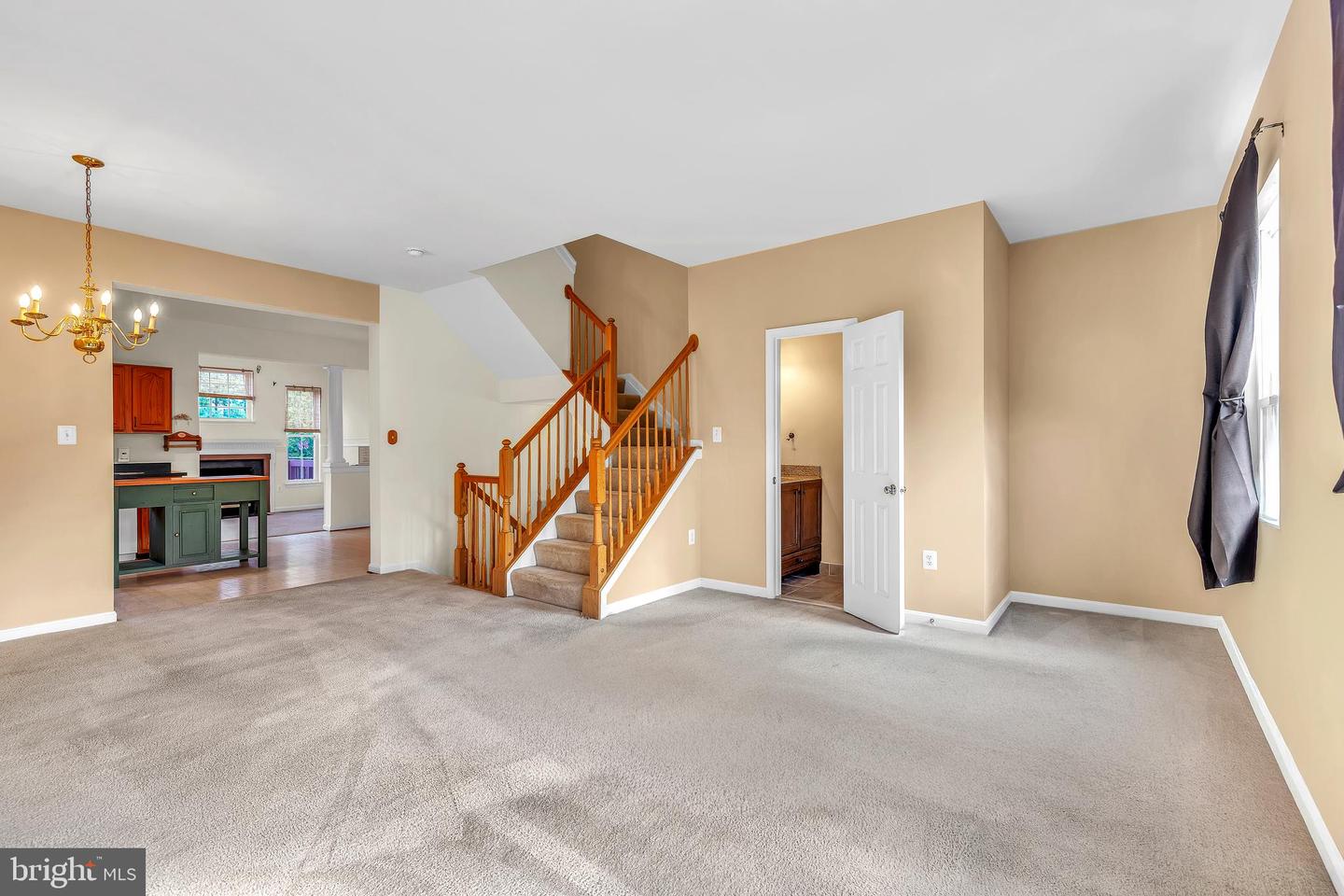 4627 DEERWATCH DR, CHANTILLY, Virginia 20151, 3 Bedrooms Bedrooms, ,2 BathroomsBathrooms,Residential,For sale,4627 DEERWATCH DR,VAFX2274802 MLS # VAFX2274802 4627 DEERWATCH DR, CHANTILLY, Virginia 20151, 3 Bedrooms Bedrooms, ,2 BathroomsBathrooms,Residential,For sale,4627 DEERWATCH DR,VAFX2274802 MLS # VAFX2274802