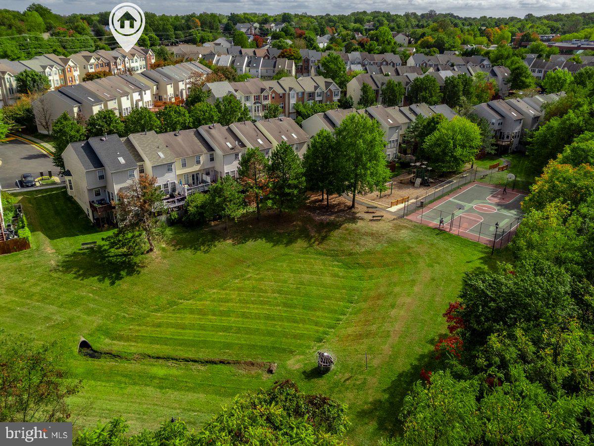 4627 DEERWATCH DR, CHANTILLY, Virginia 20151, 3 Bedrooms Bedrooms, ,2 BathroomsBathrooms,Residential,For sale,4627 DEERWATCH DR,VAFX2274802 MLS # VAFX2274802 4627 DEERWATCH DR, CHANTILLY, Virginia 20151, 3 Bedrooms Bedrooms, ,2 BathroomsBathrooms,Residential,For sale,4627 DEERWATCH DR,VAFX2274802 MLS # VAFX2274802