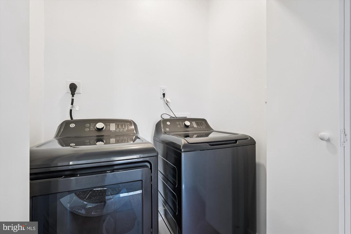 951 SHEPHERD ST NW, WASHINGTON, District Of Columbia 20011, 5 Bedrooms Bedrooms, ,5 BathroomsBathrooms,Residential,For sale,951 SHEPHERD ST NW,DCDC2227468 MLS # DCDC2227468 951 SHEPHERD ST NW, WASHINGTON, District Of Columbia 20011, 5 Bedrooms Bedrooms, ,5 BathroomsBathrooms,Residential,For sale,951 SHEPHERD ST NW,DCDC2227468 MLS # DCDC2227468