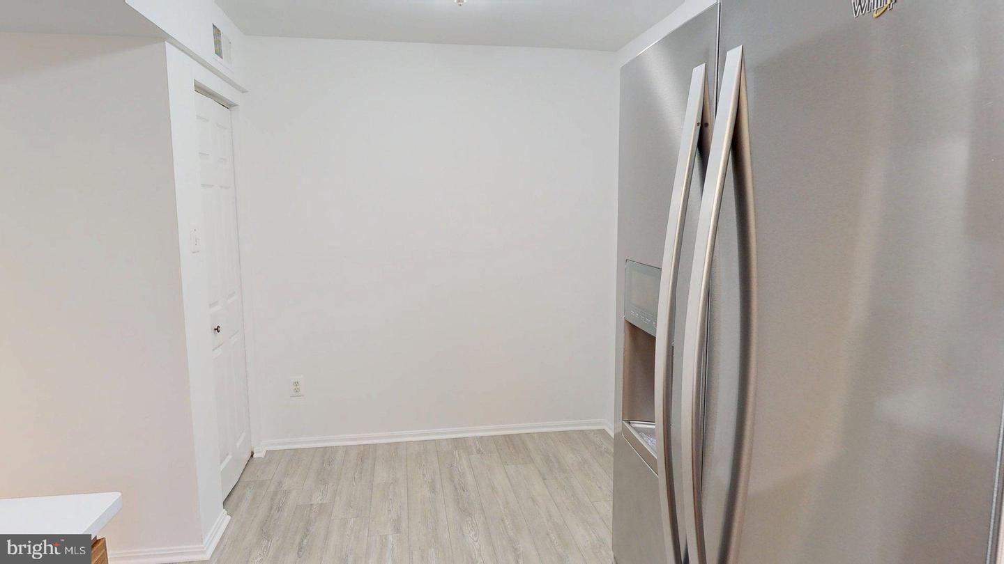 12199 CHAUCER LN #12199, WOODBRIDGE, Virginia 22192, 2 Bedrooms Bedrooms, ,2 BathroomsBathrooms,Residential,For sale,12199 CHAUCER LN #12199,VAPW2106180 MLS # VAPW2106180 12199 CHAUCER LN #12199, WOODBRIDGE, Virginia 22192, 2 Bedrooms Bedrooms, ,2 BathroomsBathrooms,Residential,For sale,12199 CHAUCER LN #12199,VAPW2106180 MLS # VAPW2106180