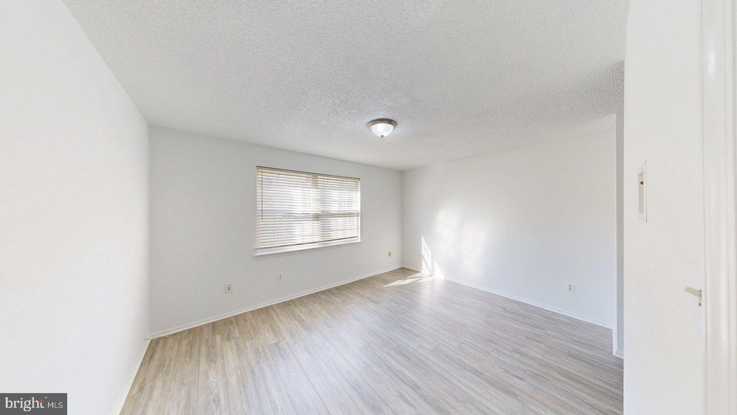 12199 CHAUCER LN #12199, WOODBRIDGE, Virginia 22192, 2 Bedrooms Bedrooms, ,2 BathroomsBathrooms,Residential,For sale,12199 CHAUCER LN #12199,VAPW2106180 MLS # VAPW2106180 12199 CHAUCER LN #12199, WOODBRIDGE, Virginia 22192, 2 Bedrooms Bedrooms, ,2 BathroomsBathrooms,Residential,For sale,12199 CHAUCER LN #12199,VAPW2106180 MLS # VAPW2106180