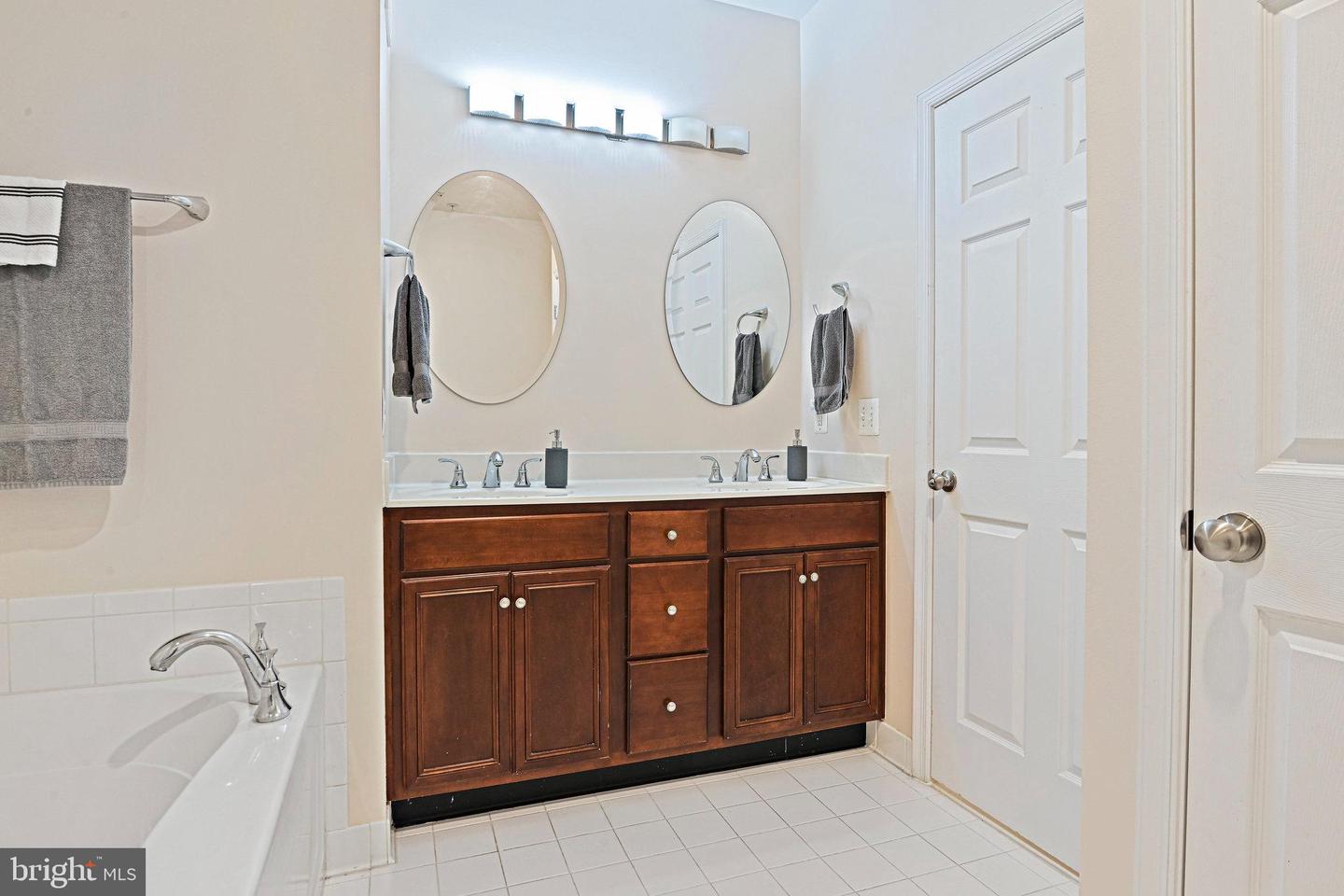 20385 BELMONT PARK TER #103, ASHBURN, Virginia 20147, 2 Bedrooms Bedrooms, ,2 BathroomsBathrooms,Residential,For sale,20385 BELMONT PARK TER #103,VALO2109130 MLS # VALO2109130 20385 BELMONT PARK TER #103, ASHBURN, Virginia 20147, 2 Bedrooms Bedrooms, ,2 BathroomsBathrooms,Residential,For sale,20385 BELMONT PARK TER #103,VALO2109130 MLS # VALO2109130