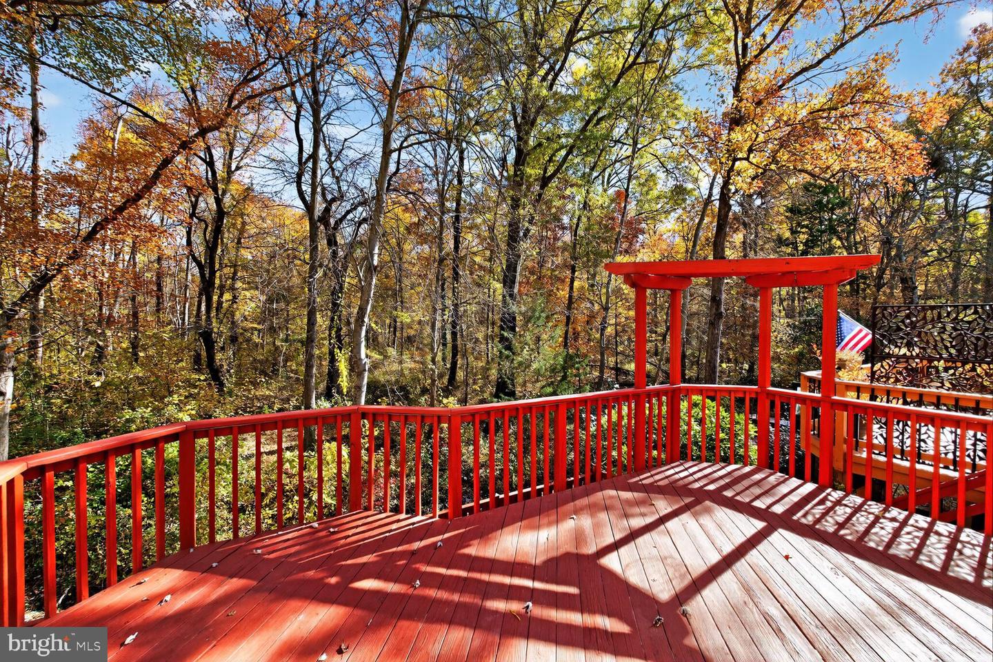 7137 LAKE COVE DR, ALEXANDRIA, Virginia 22315, 3 Bedrooms Bedrooms, ,3 BathroomsBathrooms,Residential,For sale,7137 LAKE COVE DR,VAFX2275514 MLS # VAFX2275514