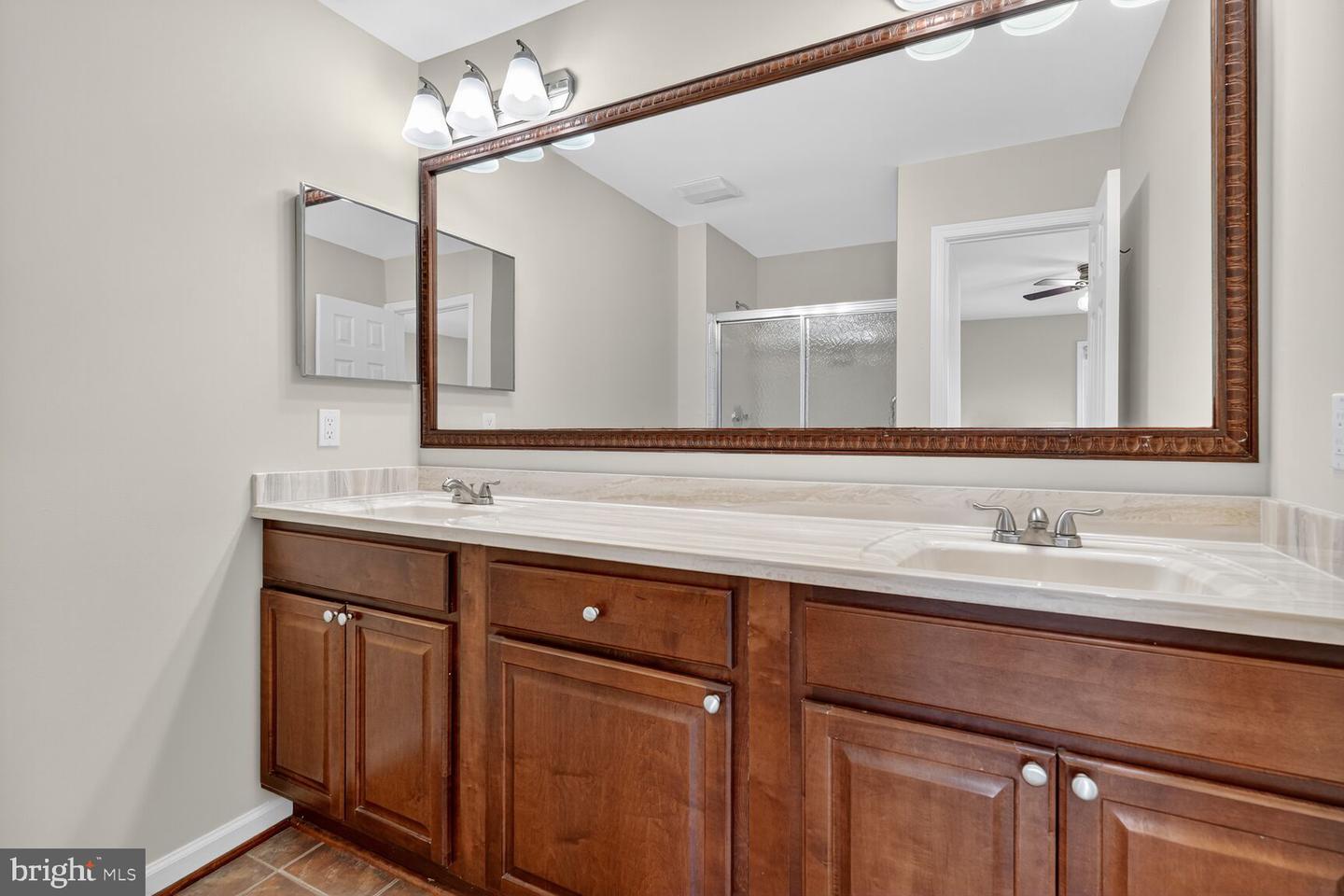 7137 LAKE COVE DR, ALEXANDRIA, Virginia 22315, 3 Bedrooms Bedrooms, ,3 BathroomsBathrooms,Residential,For sale,7137 LAKE COVE DR,VAFX2275514 MLS # VAFX2275514