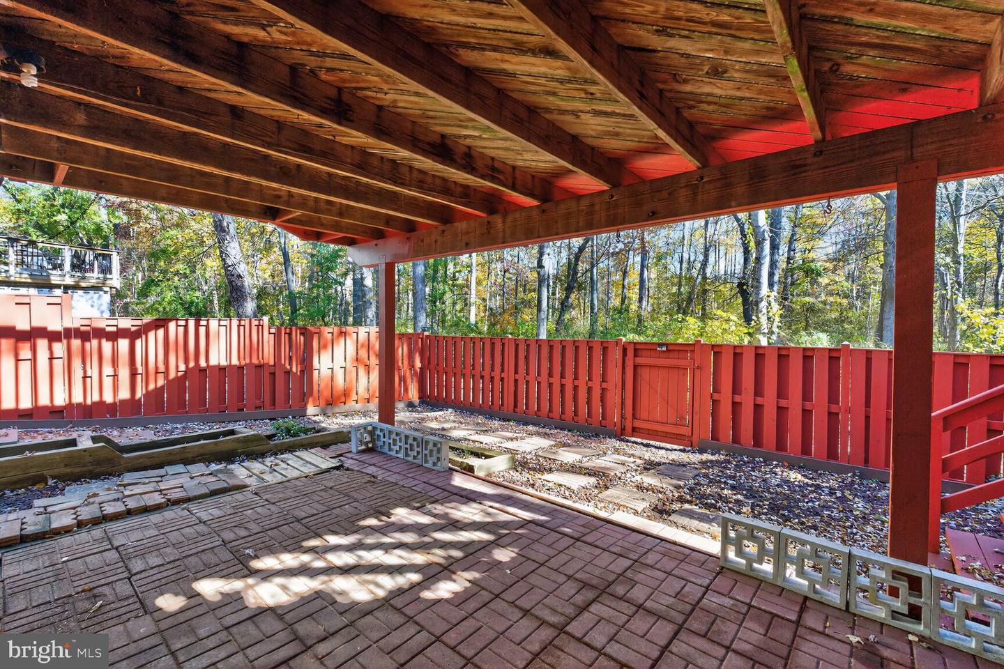 7137 LAKE COVE DR, ALEXANDRIA, Virginia 22315, 3 Bedrooms Bedrooms, ,3 BathroomsBathrooms,Residential,For sale,7137 LAKE COVE DR,VAFX2275514 MLS # VAFX2275514