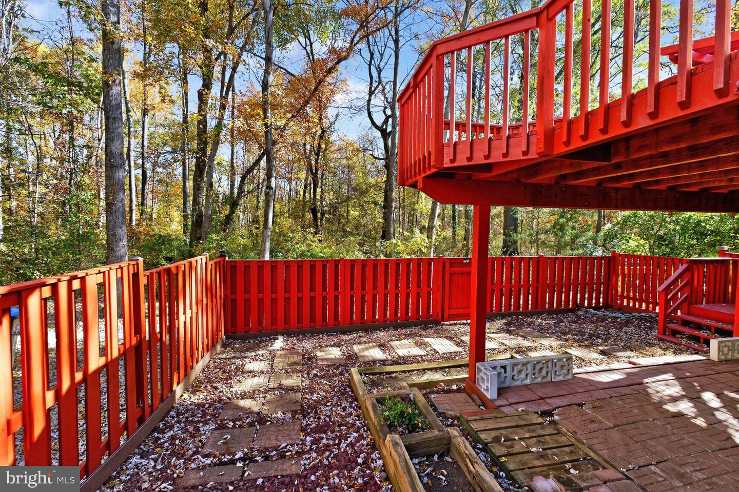 7137 LAKE COVE DR, ALEXANDRIA, Virginia 22315, 3 Bedrooms Bedrooms, ,3 BathroomsBathrooms,Residential,For sale,7137 LAKE COVE DR,VAFX2275514 MLS # VAFX2275514