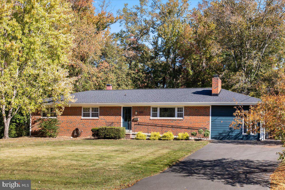 4504 NEPTUNE DR, ALEXANDRIA, Virginia 22309, 4 Bedrooms Bedrooms, ,3 BathroomsBathrooms,Residential,For sale,4504 NEPTUNE DR,VAFX2275896 MLS # VAFX2275896