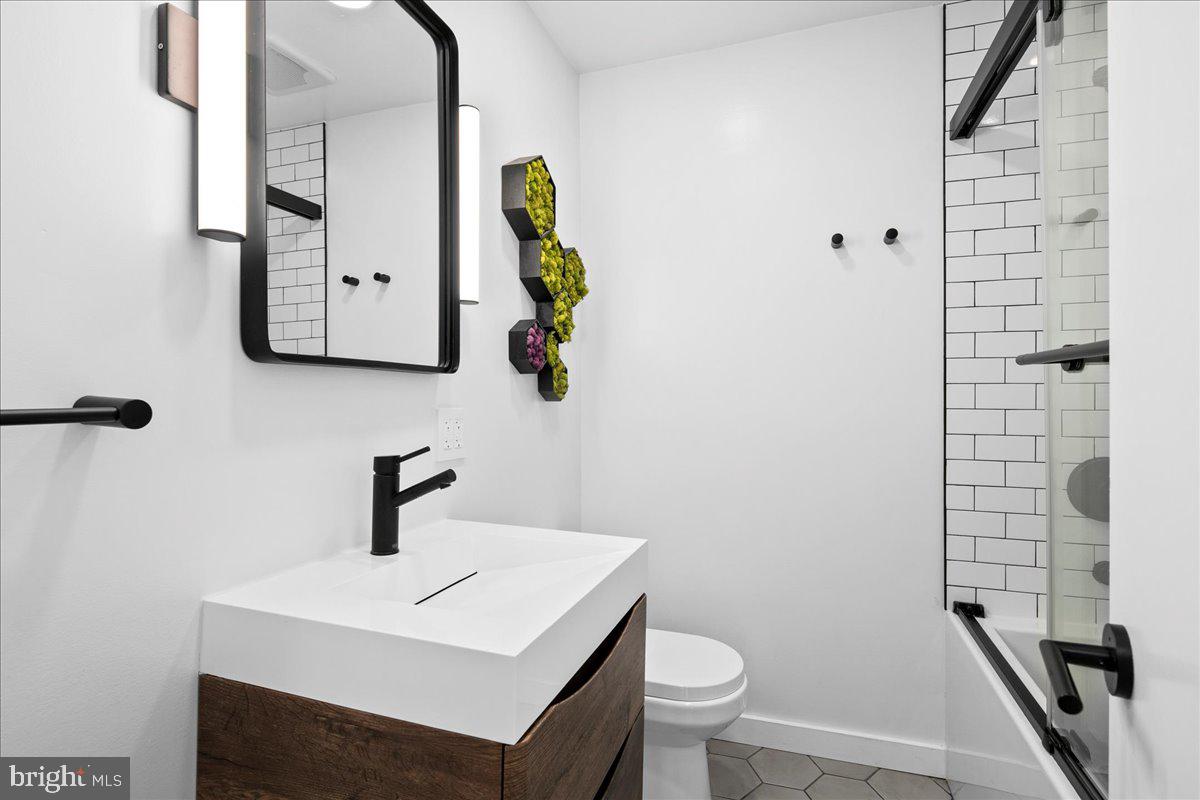 4504 NEPTUNE DR, ALEXANDRIA, Virginia 22309, 4 Bedrooms Bedrooms, ,3 BathroomsBathrooms,Residential,For sale,4504 NEPTUNE DR,VAFX2275896 MLS # VAFX2275896