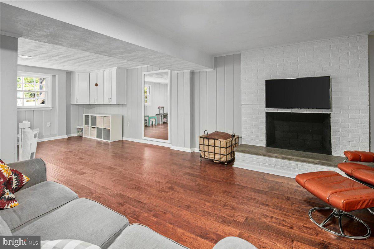 4504 NEPTUNE DR, ALEXANDRIA, Virginia 22309, 4 Bedrooms Bedrooms, ,3 BathroomsBathrooms,Residential,For sale,4504 NEPTUNE DR,VAFX2275896 MLS # VAFX2275896