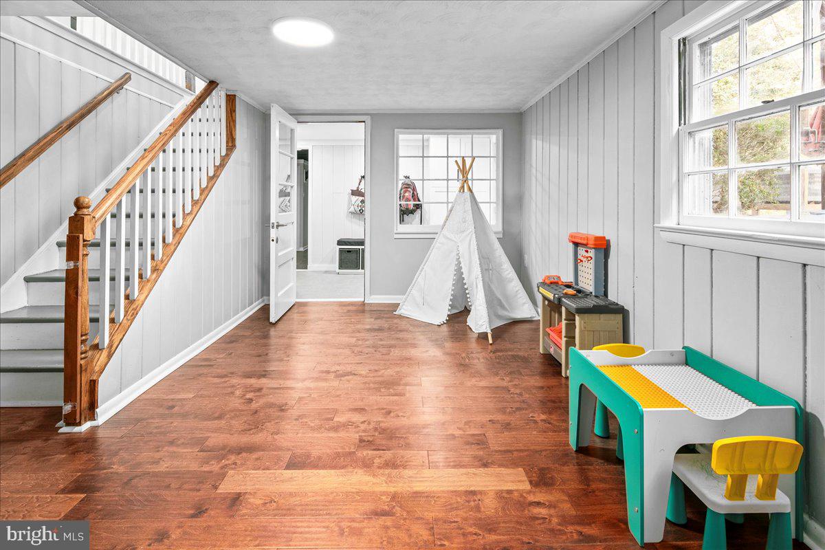 4504 NEPTUNE DR, ALEXANDRIA, Virginia 22309, 4 Bedrooms Bedrooms, ,3 BathroomsBathrooms,Residential,For sale,4504 NEPTUNE DR,VAFX2275896 MLS # VAFX2275896