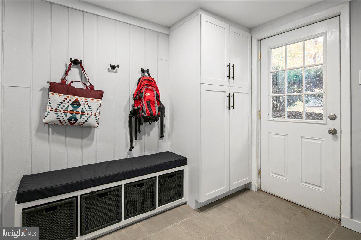 4504 NEPTUNE DR, ALEXANDRIA, Virginia 22309, 4 Bedrooms Bedrooms, ,3 BathroomsBathrooms,Residential,For sale,4504 NEPTUNE DR,VAFX2275896 MLS # VAFX2275896