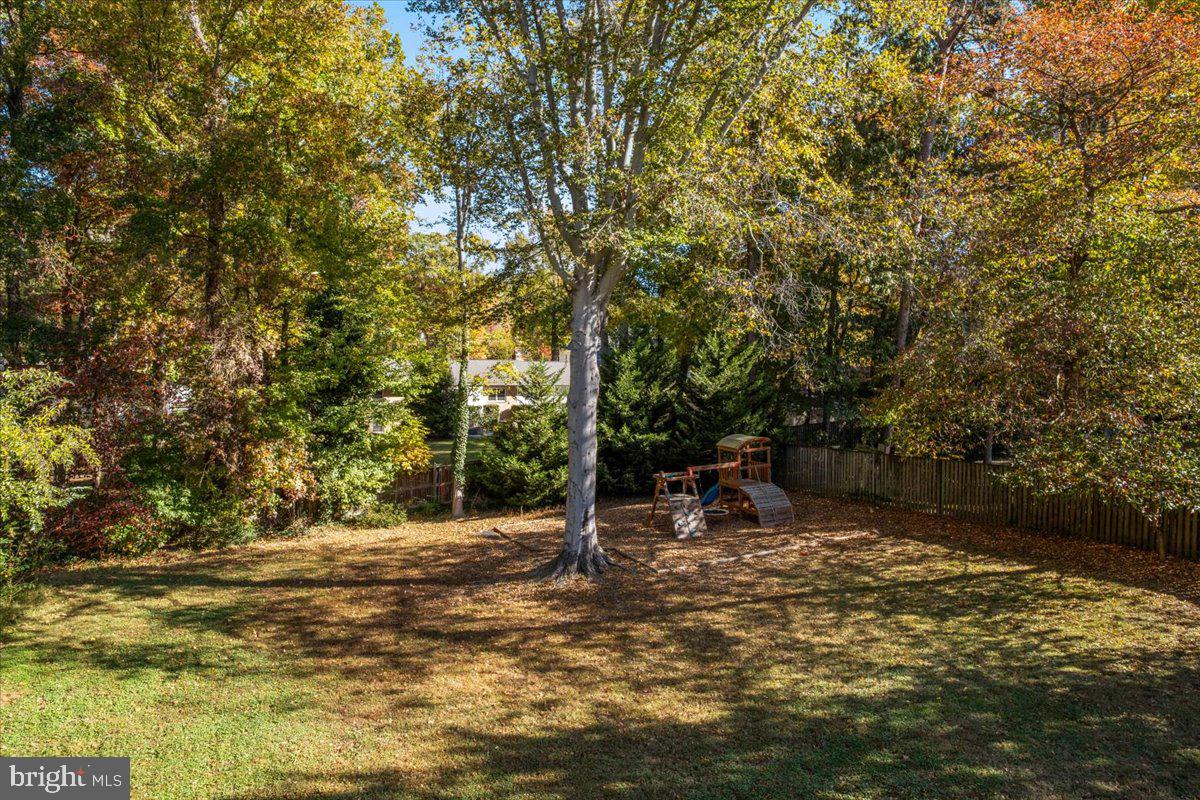 4504 NEPTUNE DR, ALEXANDRIA, Virginia 22309, 4 Bedrooms Bedrooms, ,3 BathroomsBathrooms,Residential,For sale,4504 NEPTUNE DR,VAFX2275896 MLS # VAFX2275896