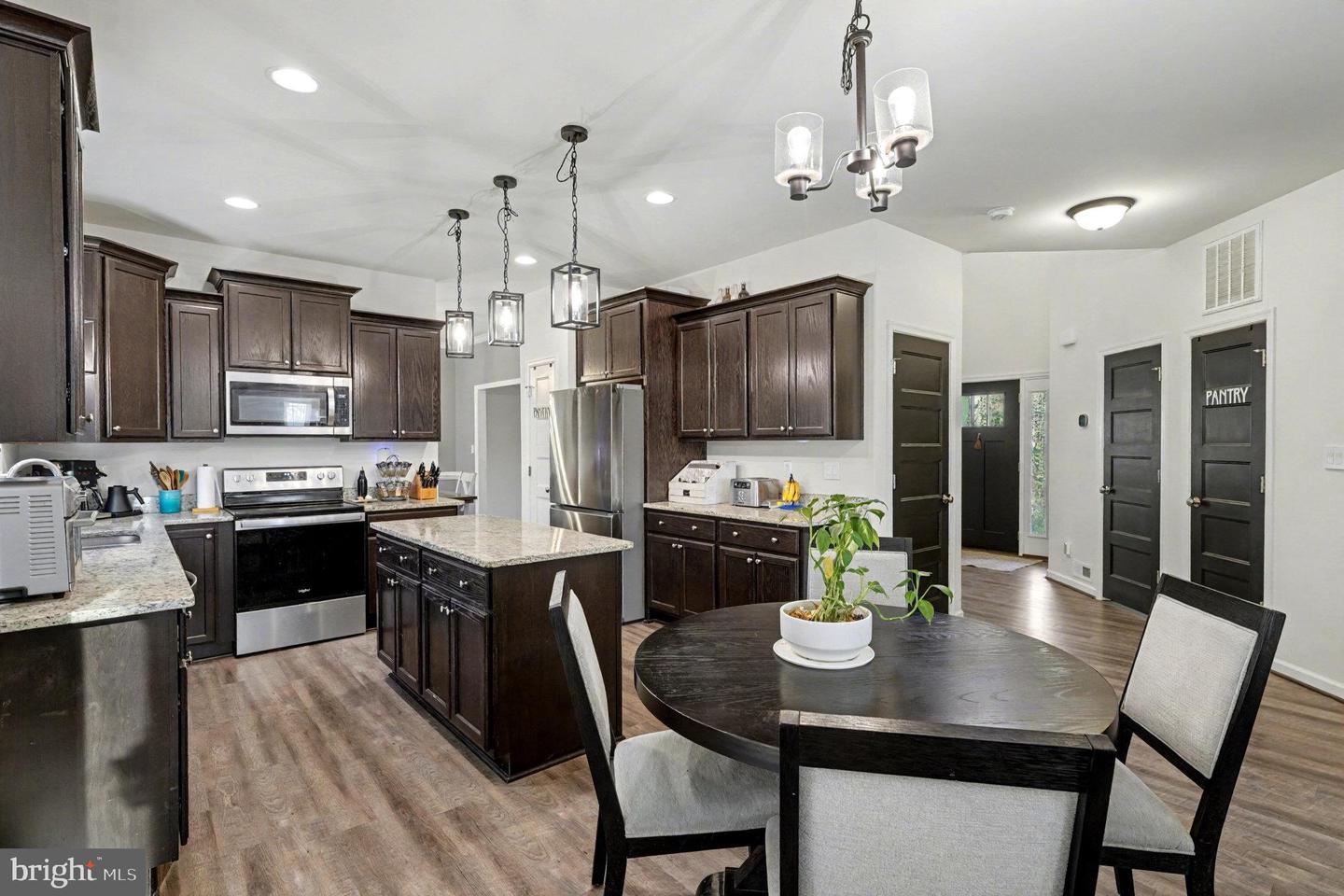 794 WHITE OAK RD, FREDERICKSBURG, Virginia 22405, 4 Bedrooms Bedrooms, ,3 BathroomsBathrooms,Residential,For sale,794 WHITE OAK RD,VAST2043754 MLS # VAST2043754