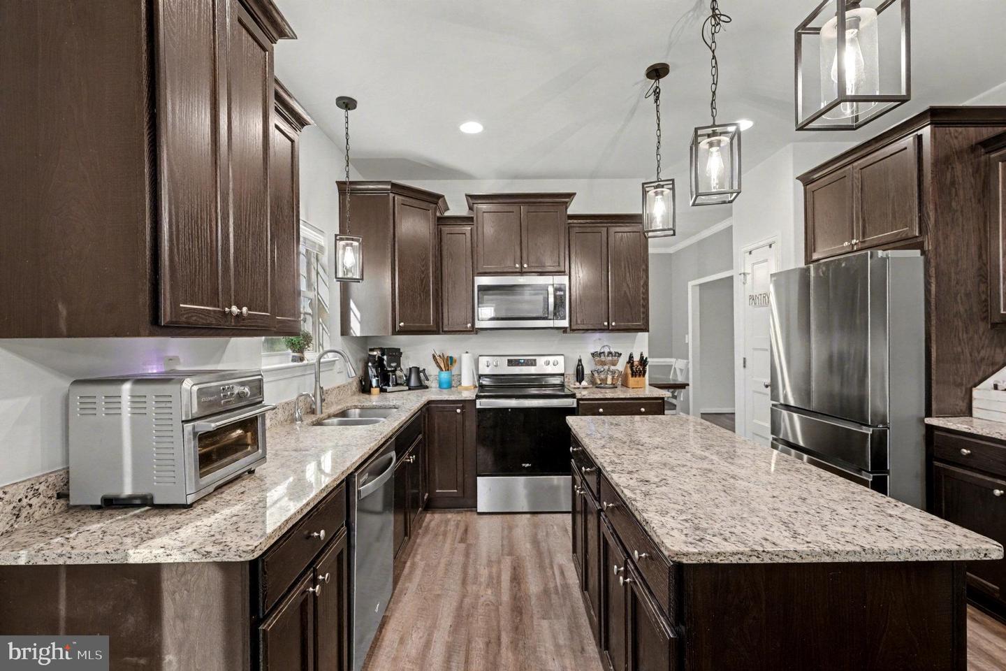 794 WHITE OAK RD, FREDERICKSBURG, Virginia 22405, 4 Bedrooms Bedrooms, ,3 BathroomsBathrooms,Residential,For sale,794 WHITE OAK RD,VAST2043754 MLS # VAST2043754