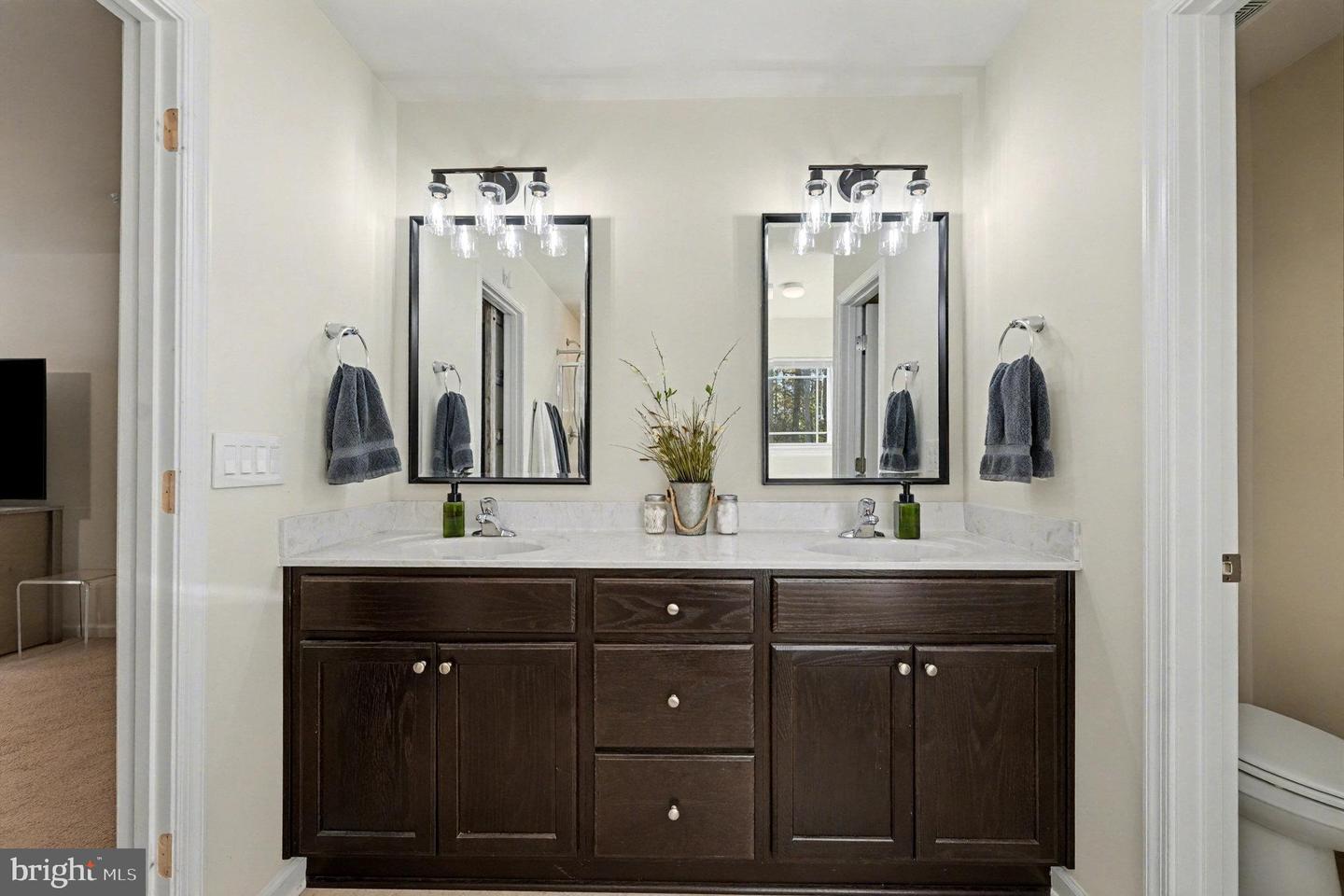 794 WHITE OAK RD, FREDERICKSBURG, Virginia 22405, 4 Bedrooms Bedrooms, ,3 BathroomsBathrooms,Residential,For sale,794 WHITE OAK RD,VAST2043754 MLS # VAST2043754