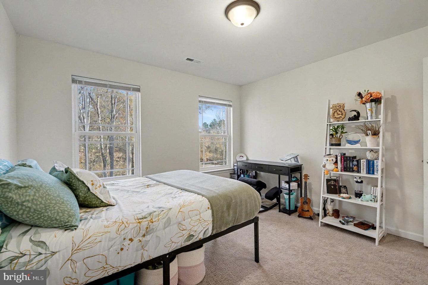 794 WHITE OAK RD, FREDERICKSBURG, Virginia 22405, 4 Bedrooms Bedrooms, ,3 BathroomsBathrooms,Residential,For sale,794 WHITE OAK RD,VAST2043754 MLS # VAST2043754