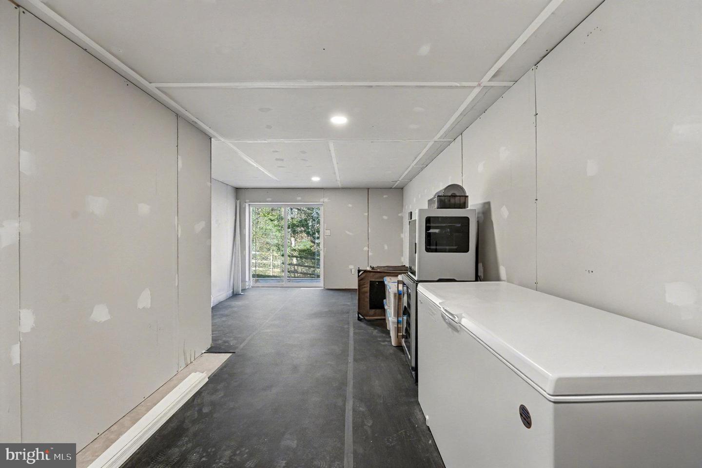 794 WHITE OAK RD, FREDERICKSBURG, Virginia 22405, 4 Bedrooms Bedrooms, ,3 BathroomsBathrooms,Residential,For sale,794 WHITE OAK RD,VAST2043754 MLS # VAST2043754