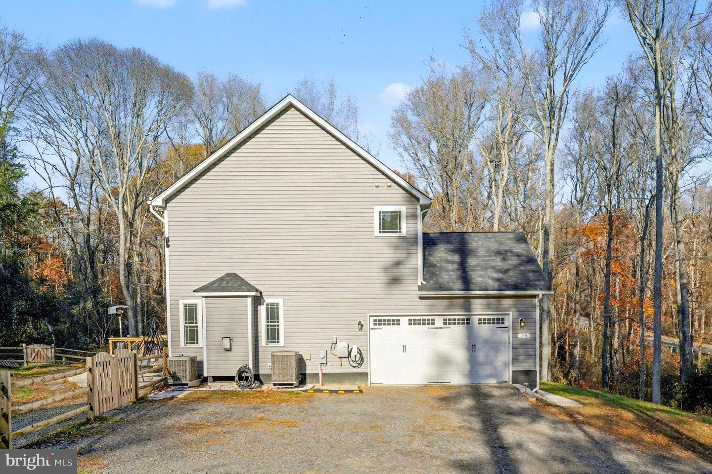 794 WHITE OAK RD, FREDERICKSBURG, Virginia 22405, 4 Bedrooms Bedrooms, ,3 BathroomsBathrooms,Residential,For sale,794 WHITE OAK RD,VAST2043754 MLS # VAST2043754