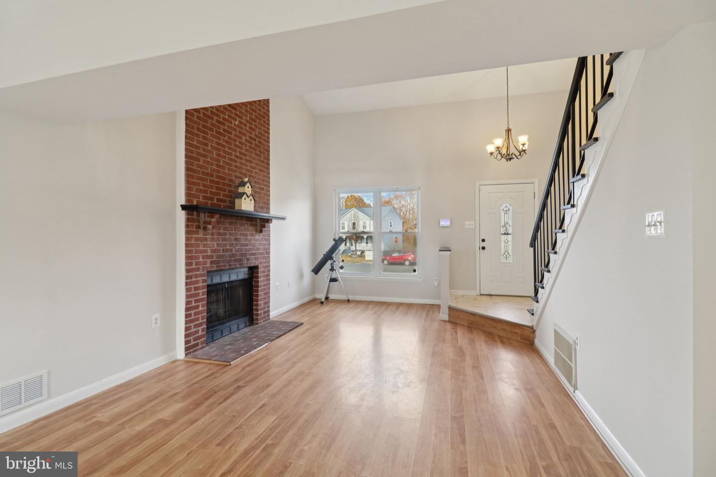 13380 PACKARD DR, WOODBRIDGE, Virginia 22193, 3 Bedrooms Bedrooms, ,2 BathroomsBathrooms,Residential,For sale,13380 PACKARD DR,VAPW2106648 MLS # VAPW2106648 13380 PACKARD DR, WOODBRIDGE, Virginia 22193, 3 Bedrooms Bedrooms, ,2 BathroomsBathrooms,Residential,For sale,13380 PACKARD DR,VAPW2106648 MLS # VAPW2106648