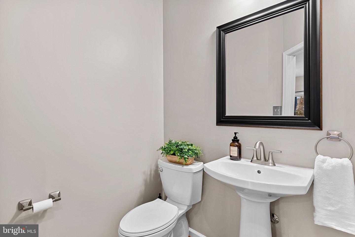 309 BILL BROWER CT, PURCELLVILLE, Virginia 20132, 6 Bedrooms Bedrooms, ,3 BathroomsBathrooms,Residential,For sale,309 BILL BROWER CT,VALO2109748 MLS # VALO2109748 309 BILL BROWER CT, PURCELLVILLE, Virginia 20132, 6 Bedrooms Bedrooms, ,3 BathroomsBathrooms,Residential,For sale,309 BILL BROWER CT,VALO2109748 MLS # VALO2109748