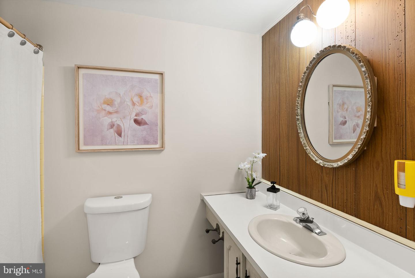 7322 WICKFORD DR, ALEXANDRIA, Virginia 22315, 4 Bedrooms Bedrooms, ,3 BathroomsBathrooms,Residential,For sale,7322 WICKFORD DR,VAFX2276522 MLS # VAFX2276522