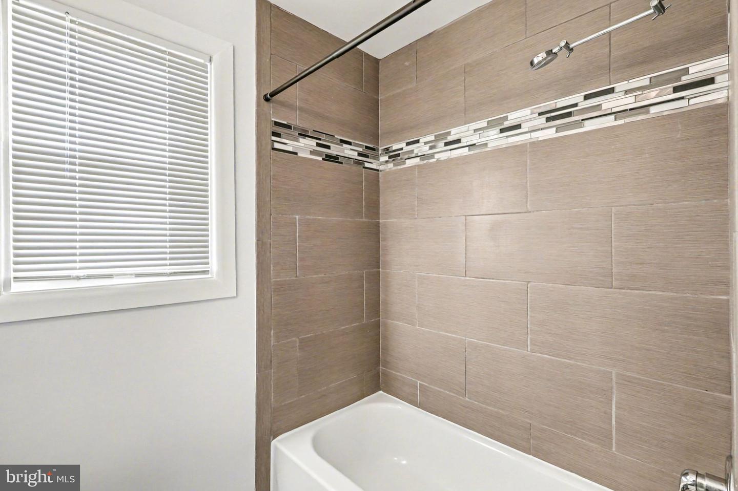 3334 10TH PL SE, WASHINGTON, District Of Columbia 20032, 2 Bedrooms Bedrooms, ,2 BathroomsBathrooms,Residential,For sale,3334 10TH PL SE,DCDC2229340 MLS # DCDC2229340