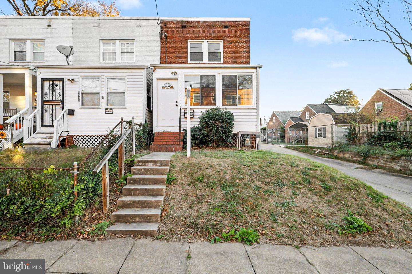 3334 10TH PL SE, WASHINGTON, District Of Columbia 20032, 2 Bedrooms Bedrooms, ,2 BathroomsBathrooms,Residential,For sale,3334 10TH PL SE,DCDC2229340 MLS # DCDC2229340