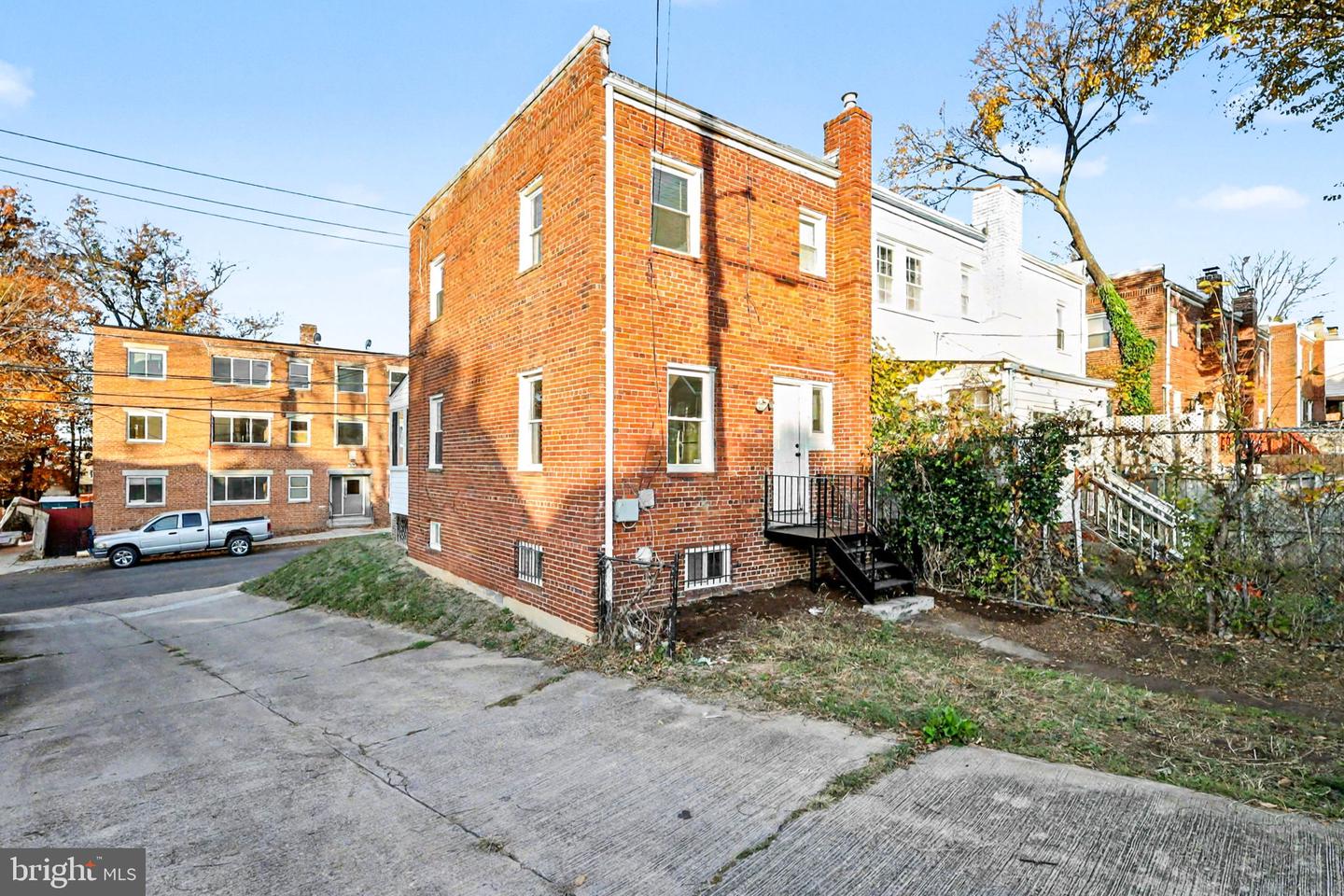 3334 10TH PL SE, WASHINGTON, District Of Columbia 20032, 2 Bedrooms Bedrooms, ,2 BathroomsBathrooms,Residential,For sale,3334 10TH PL SE,DCDC2229340 MLS # DCDC2229340