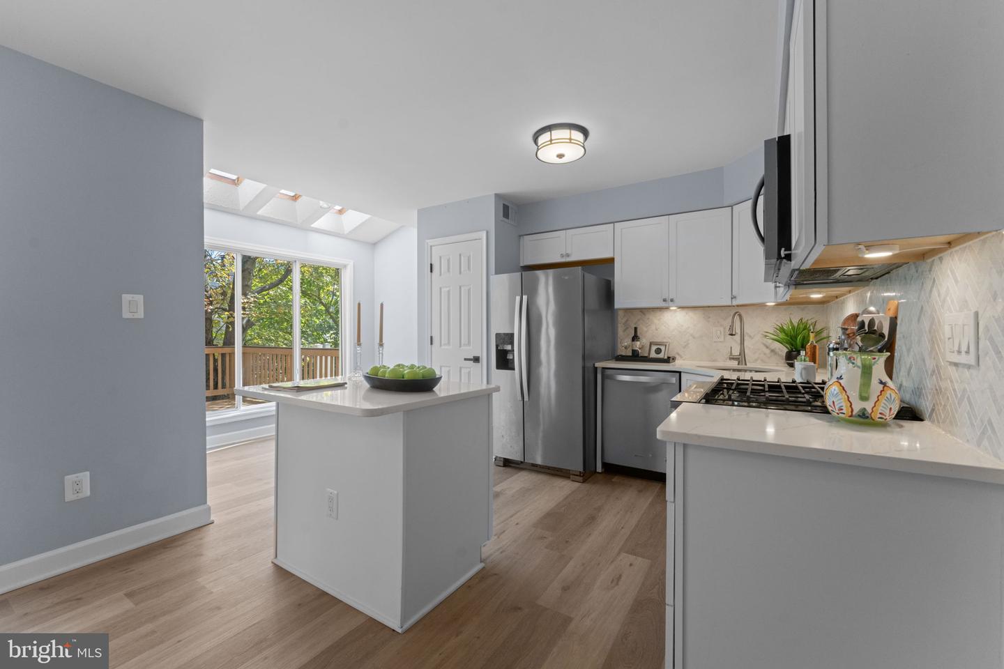 14608 BATTERY RIDGE LN, CENTREVILLE, Virginia 20120, 3 Bedrooms Bedrooms, 12 Rooms Rooms,3 BathroomsBathrooms,Residential,For sale,14608 BATTERY RIDGE LN,VAFX2276738 MLS # VAFX2276738