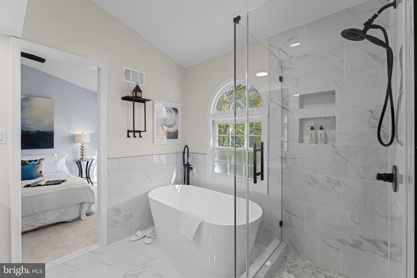 14608 BATTERY RIDGE LN, CENTREVILLE, Virginia 20120, 3 Bedrooms Bedrooms, 12 Rooms Rooms,3 BathroomsBathrooms,Residential,For sale,14608 BATTERY RIDGE LN,VAFX2276738 MLS # VAFX2276738