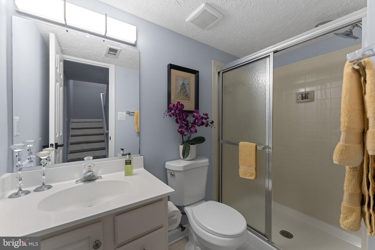 14608 BATTERY RIDGE LN, CENTREVILLE, Virginia 20120, 3 Bedrooms Bedrooms, 12 Rooms Rooms,3 BathroomsBathrooms,Residential,For sale,14608 BATTERY RIDGE LN,VAFX2276738 MLS # VAFX2276738